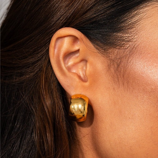 Dolce Stud Earrings Gold