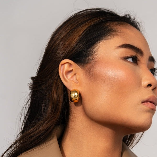 Dolce Stud Earrings Gold