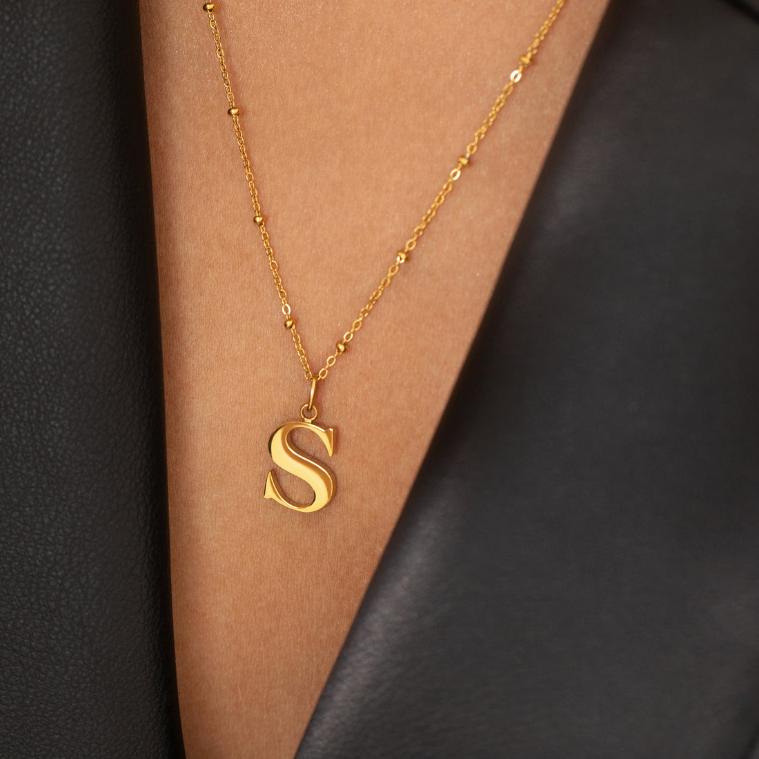 I Initial Necklace  Gold 1
