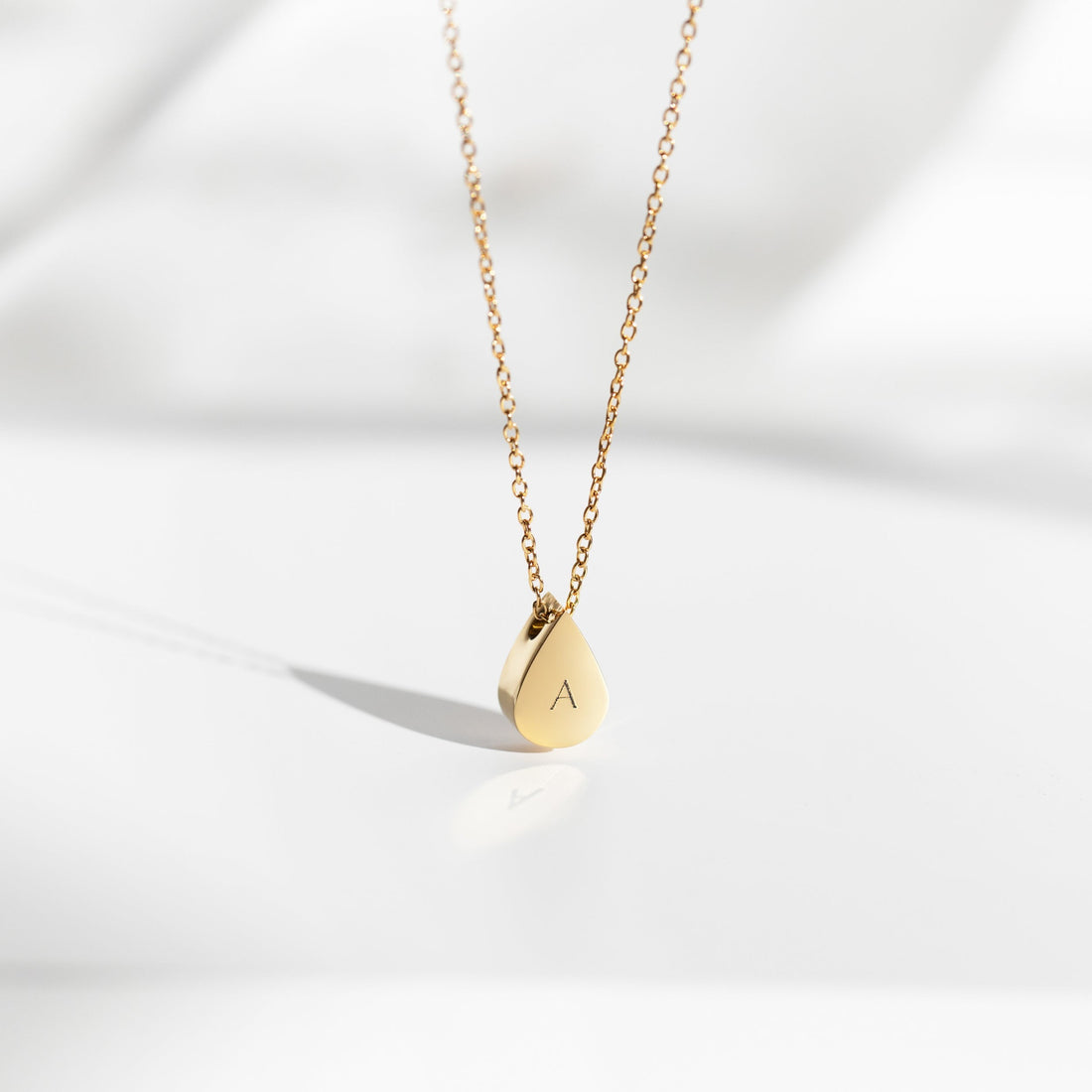 Teardrop Necklace in Gold